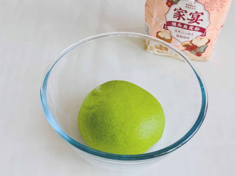 清新的菠菜馒头