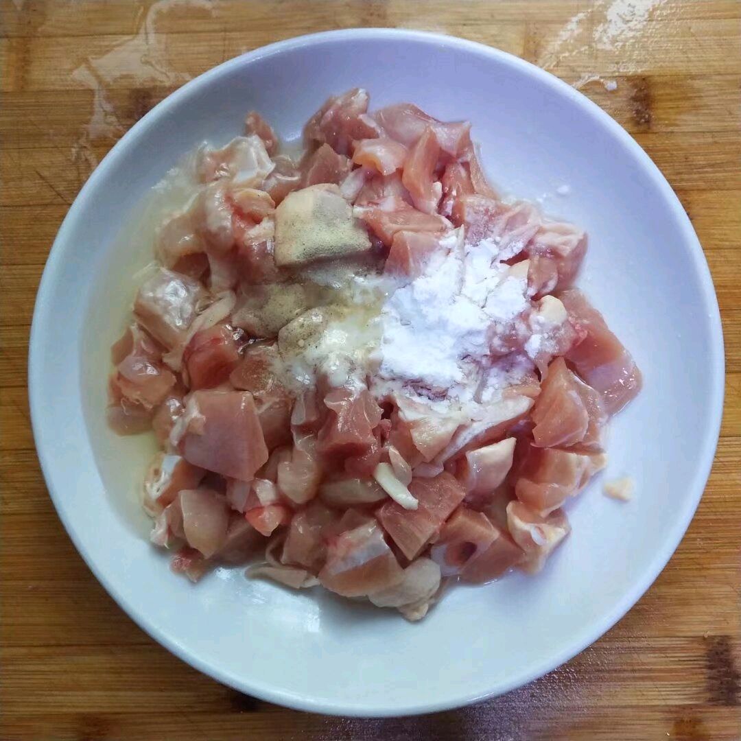 青椒鸡腿丁