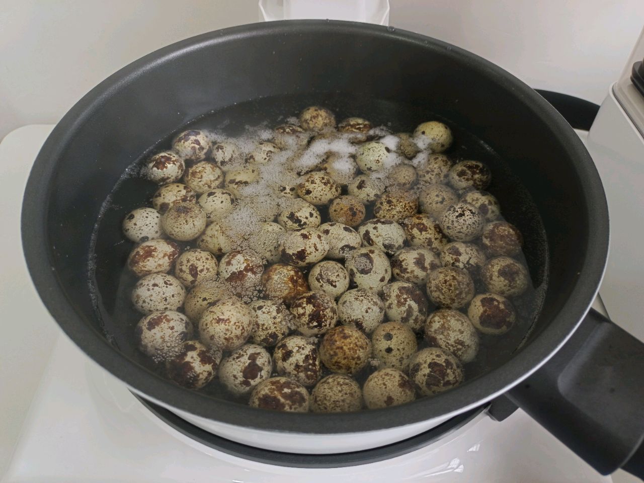 五香鹌鹑蛋