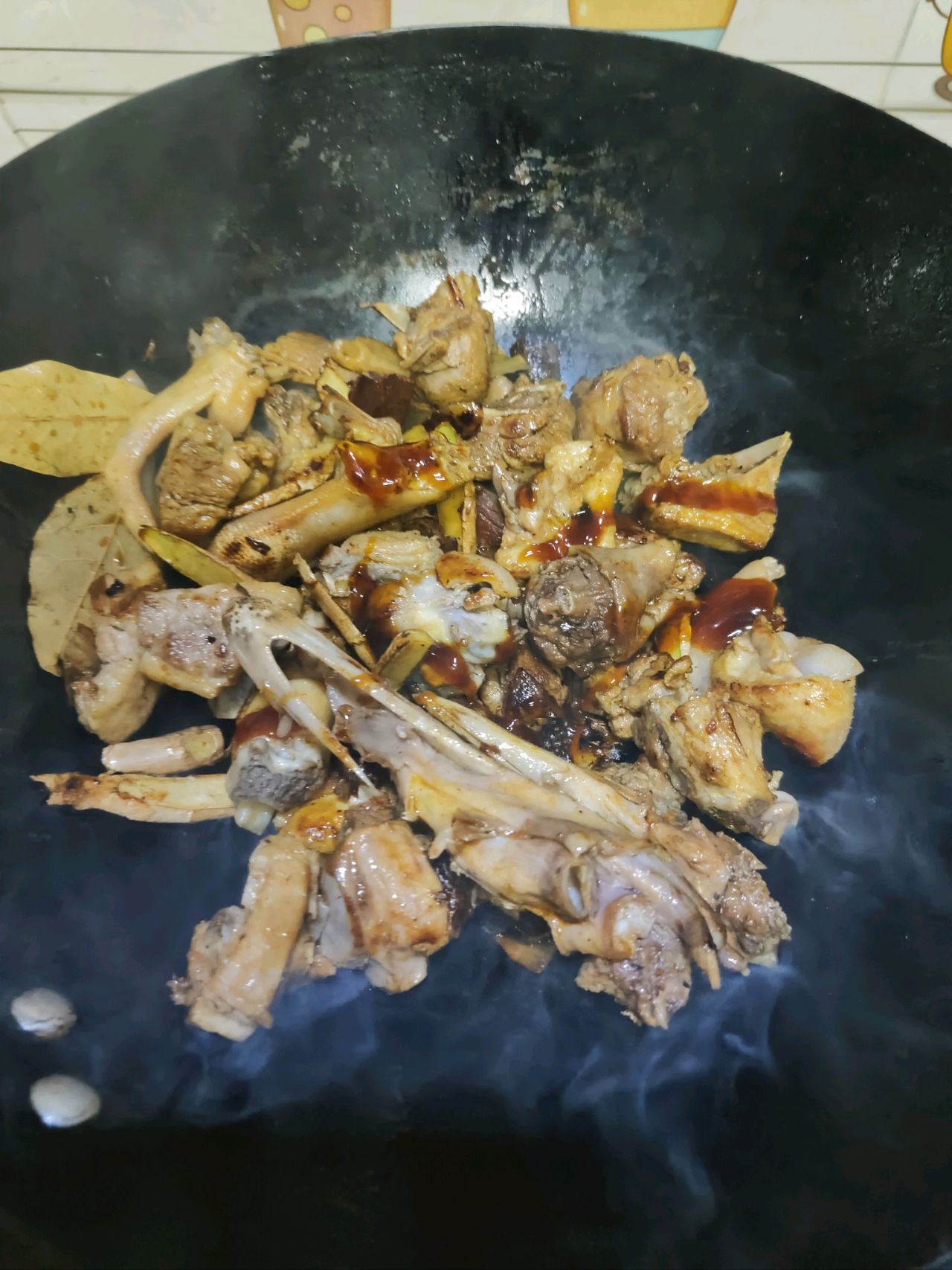 酸梅鸭