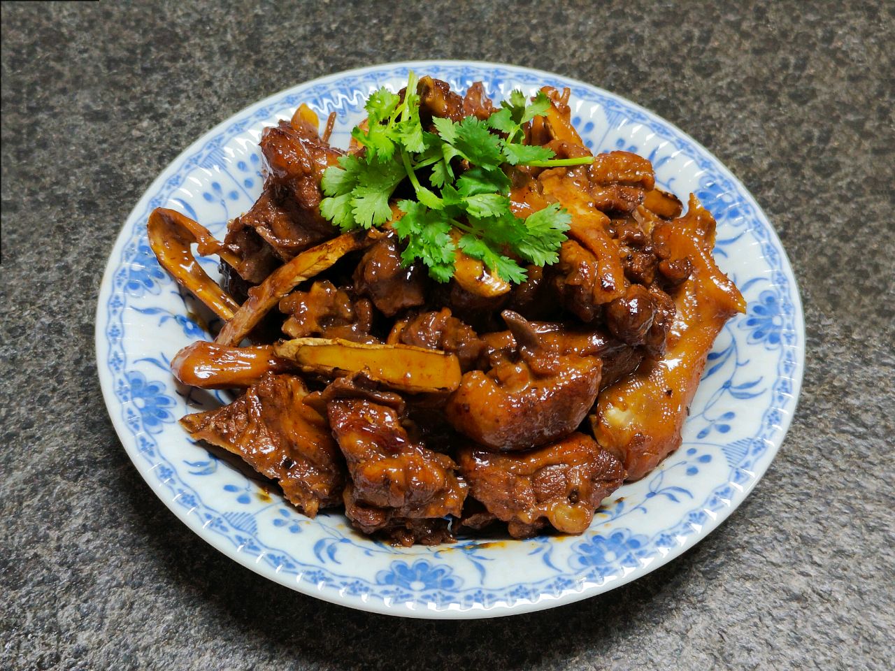 酸梅鸭