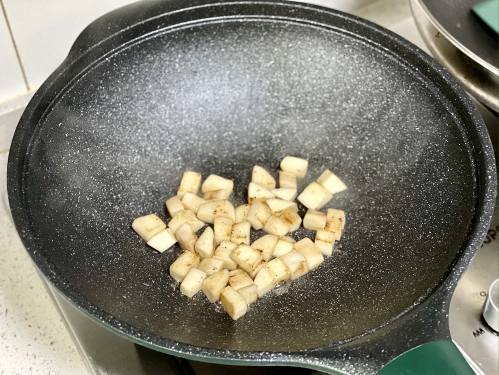 黑椒杏鲍菇牛肉粒