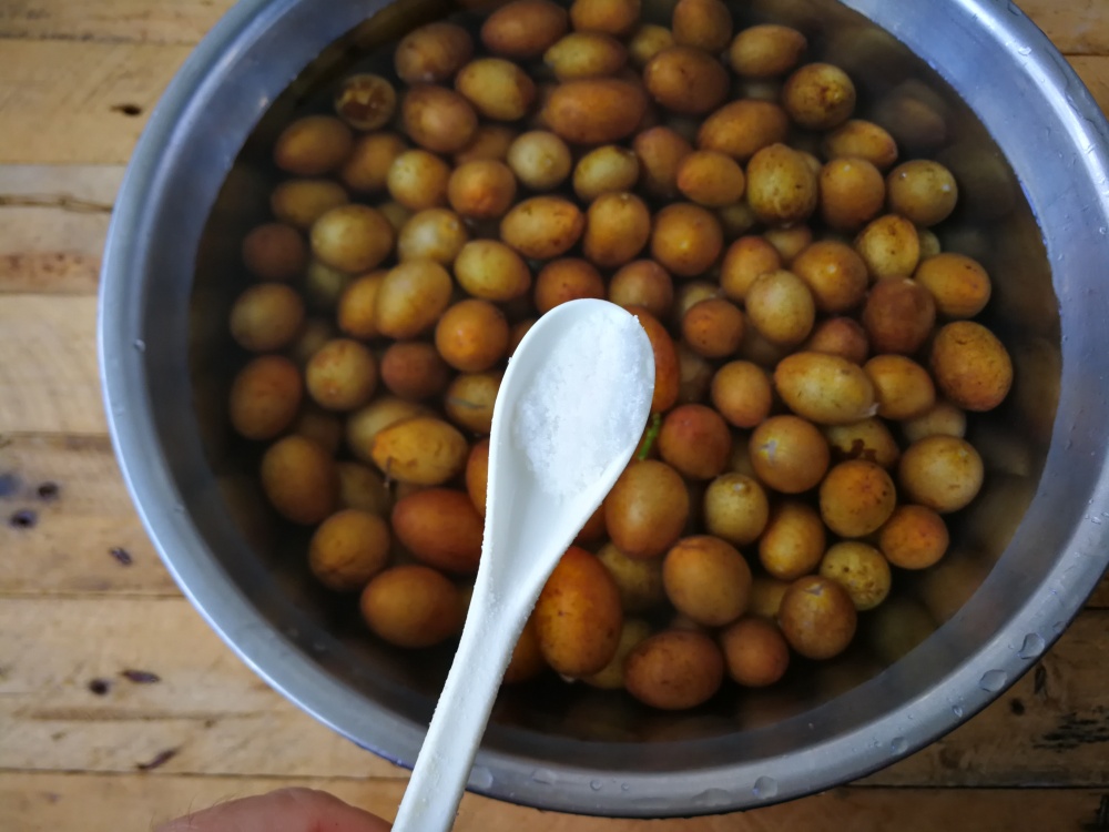 蜜汁黄皮