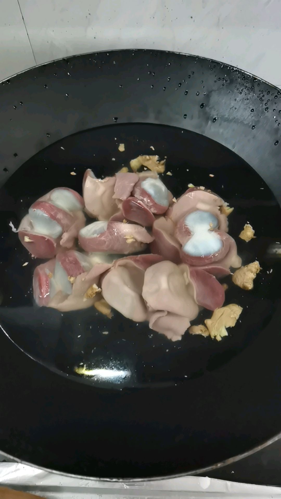 凉拌鸭胗
