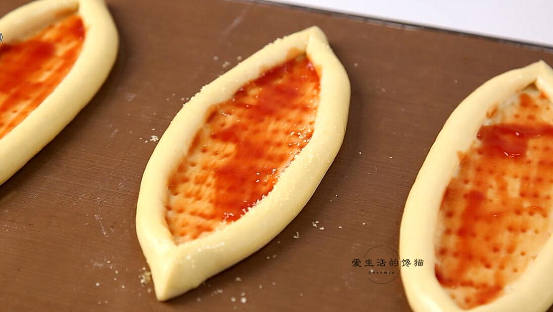 格鲁吉亚船型披萨
