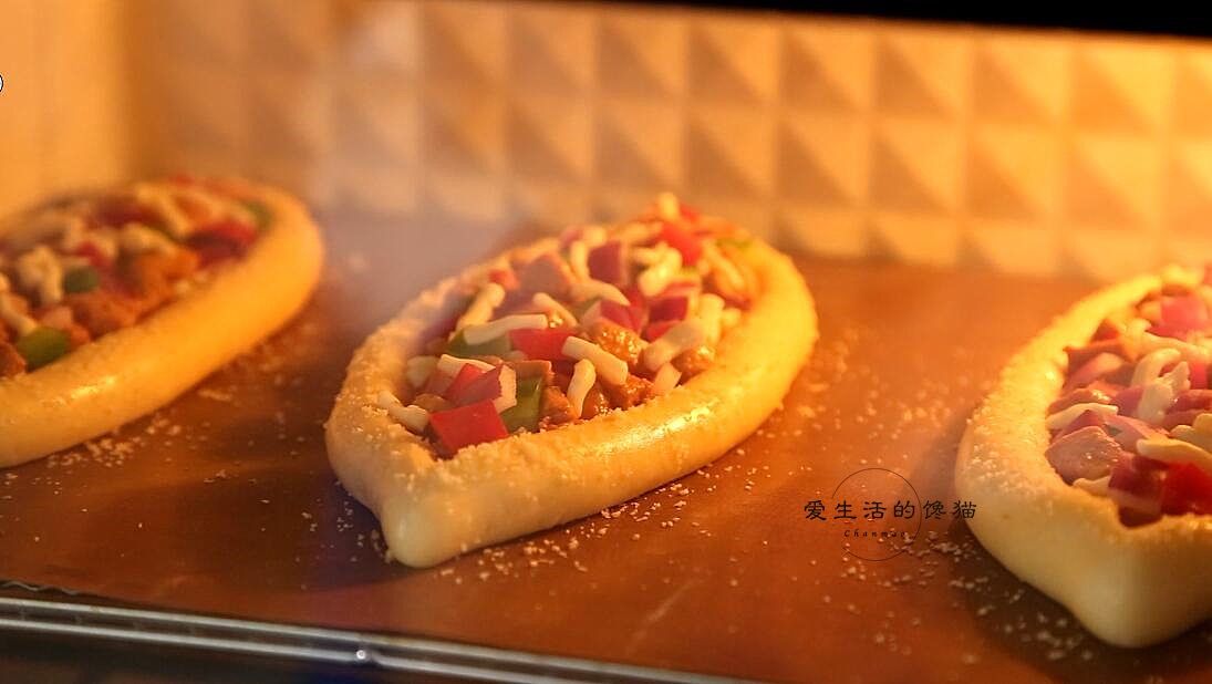 格鲁吉亚船型披萨