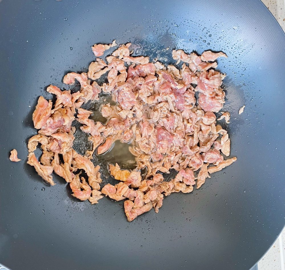 小炒黄牛肉
