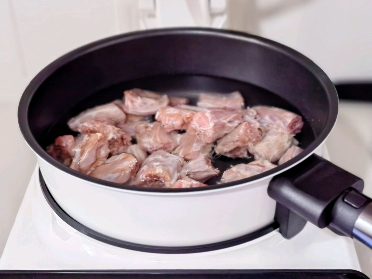 麻辣鸭脖