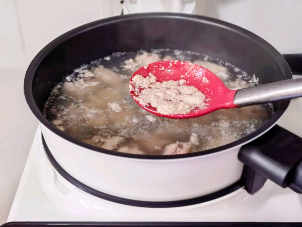 麻辣鸭脖