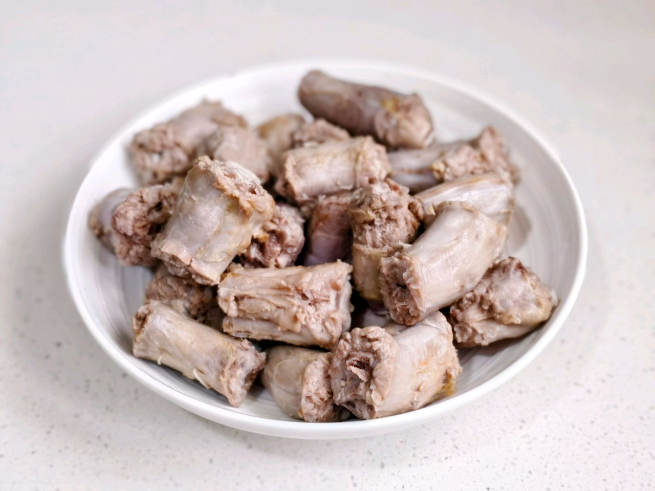麻辣鸭脖