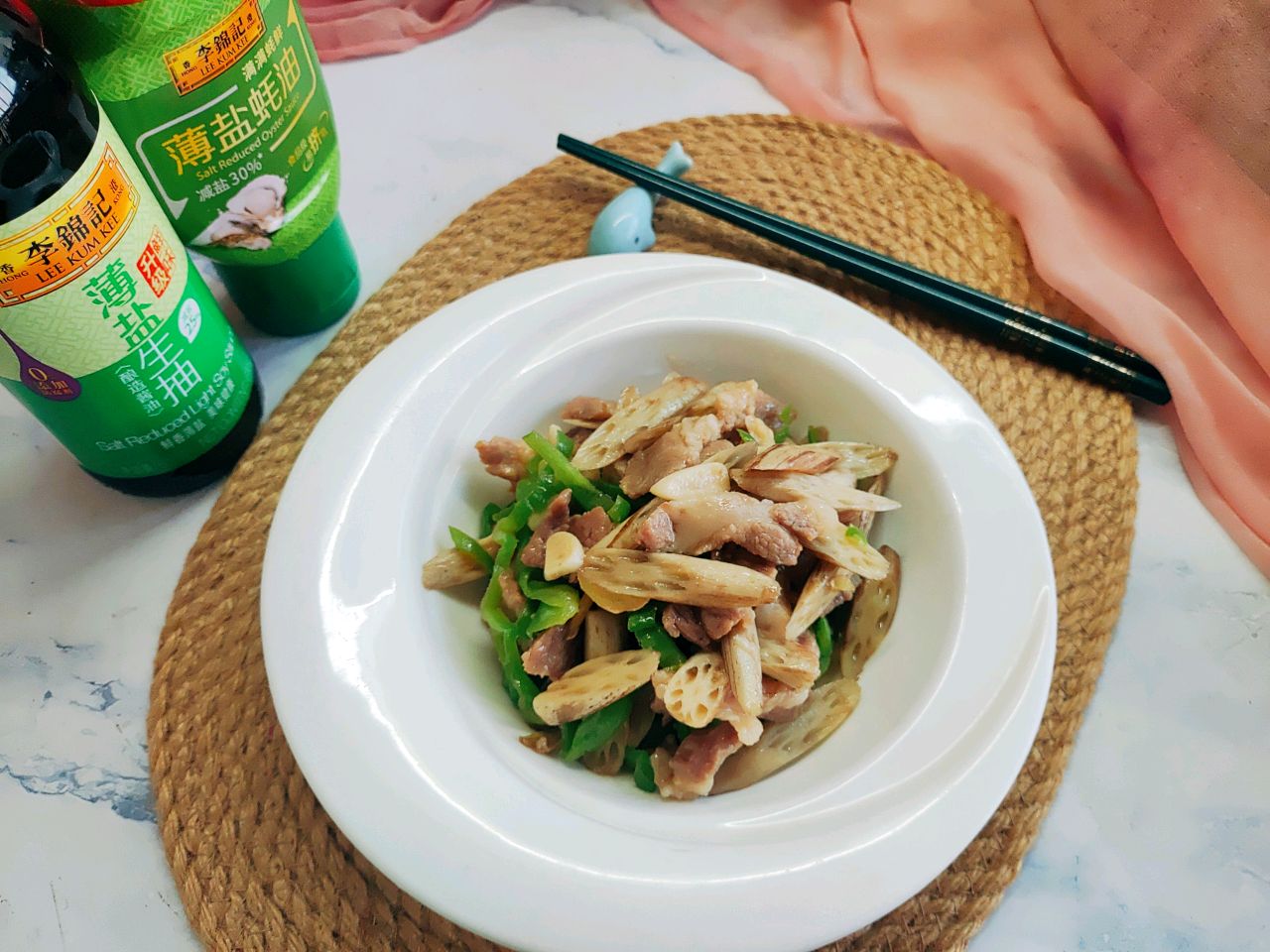 藕带炒肉片