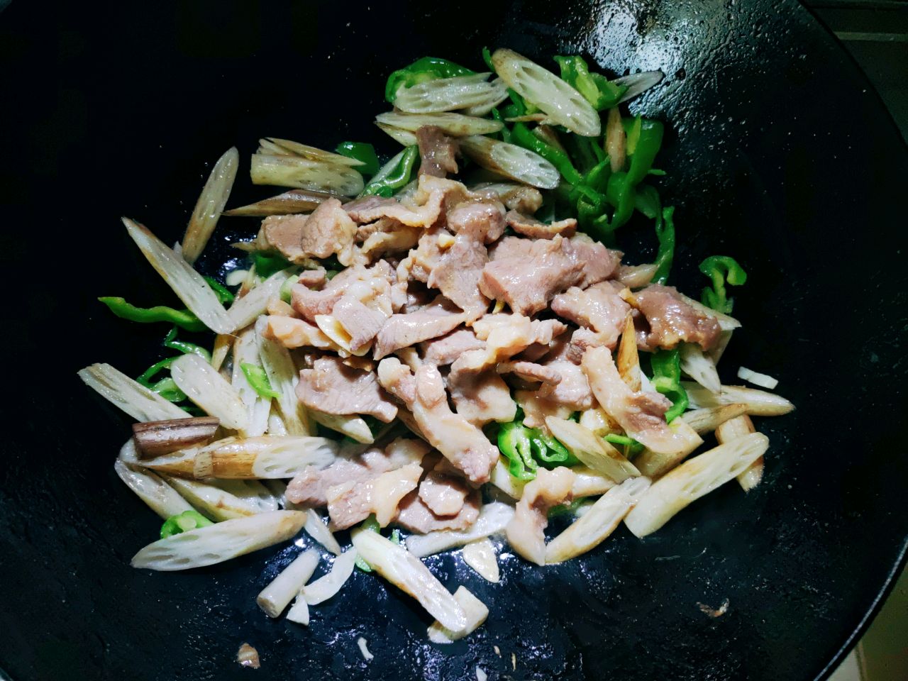 藕带炒肉片