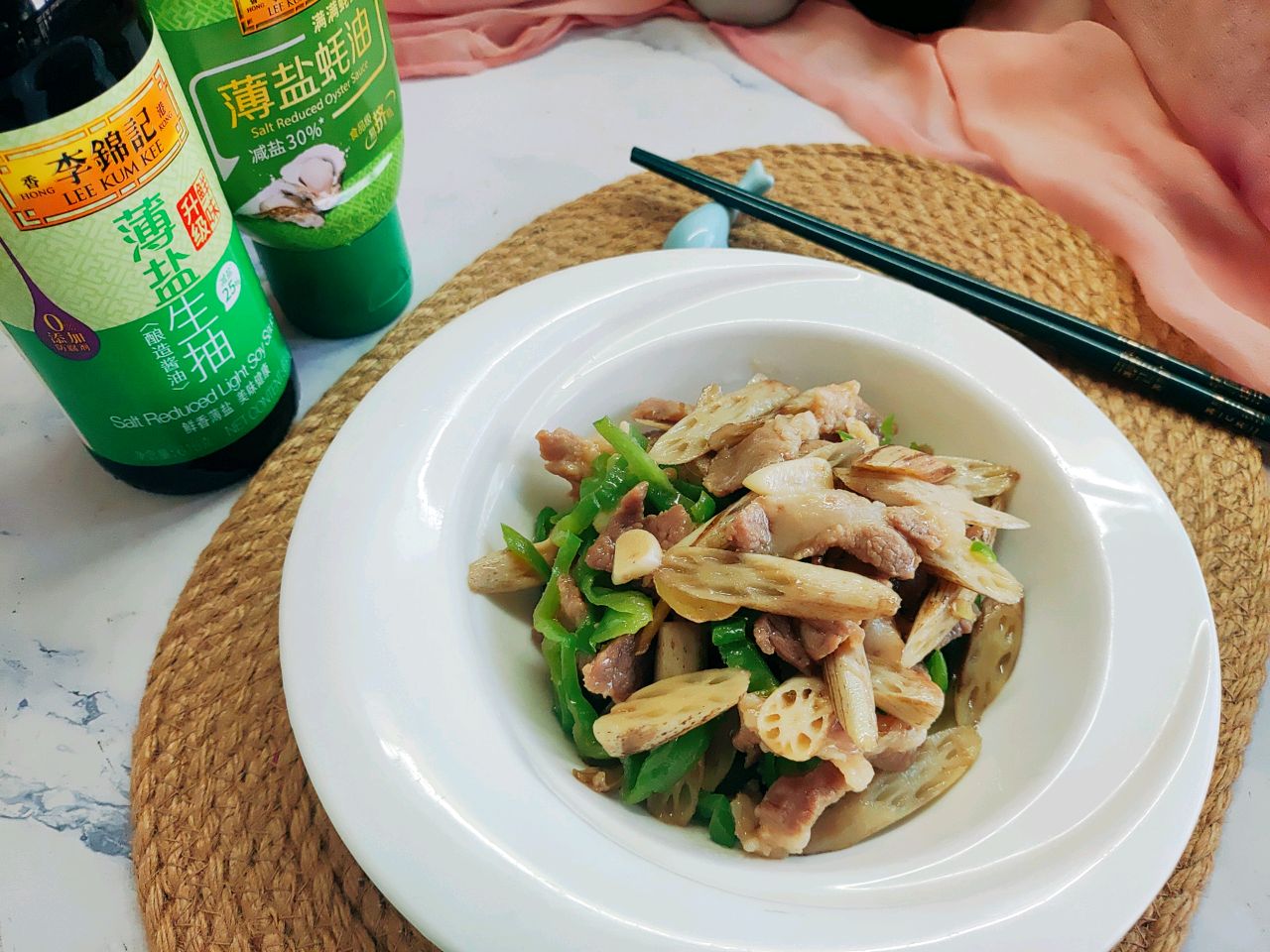 藕带炒肉片