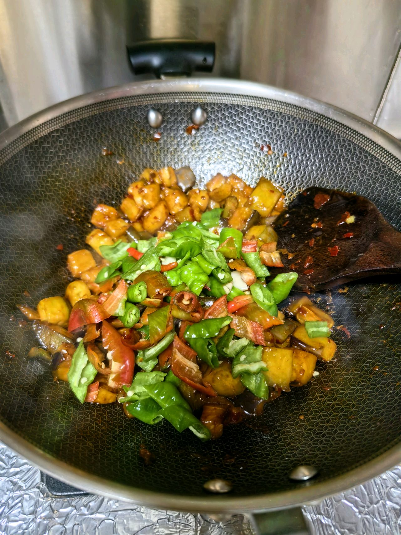 茄子拌面