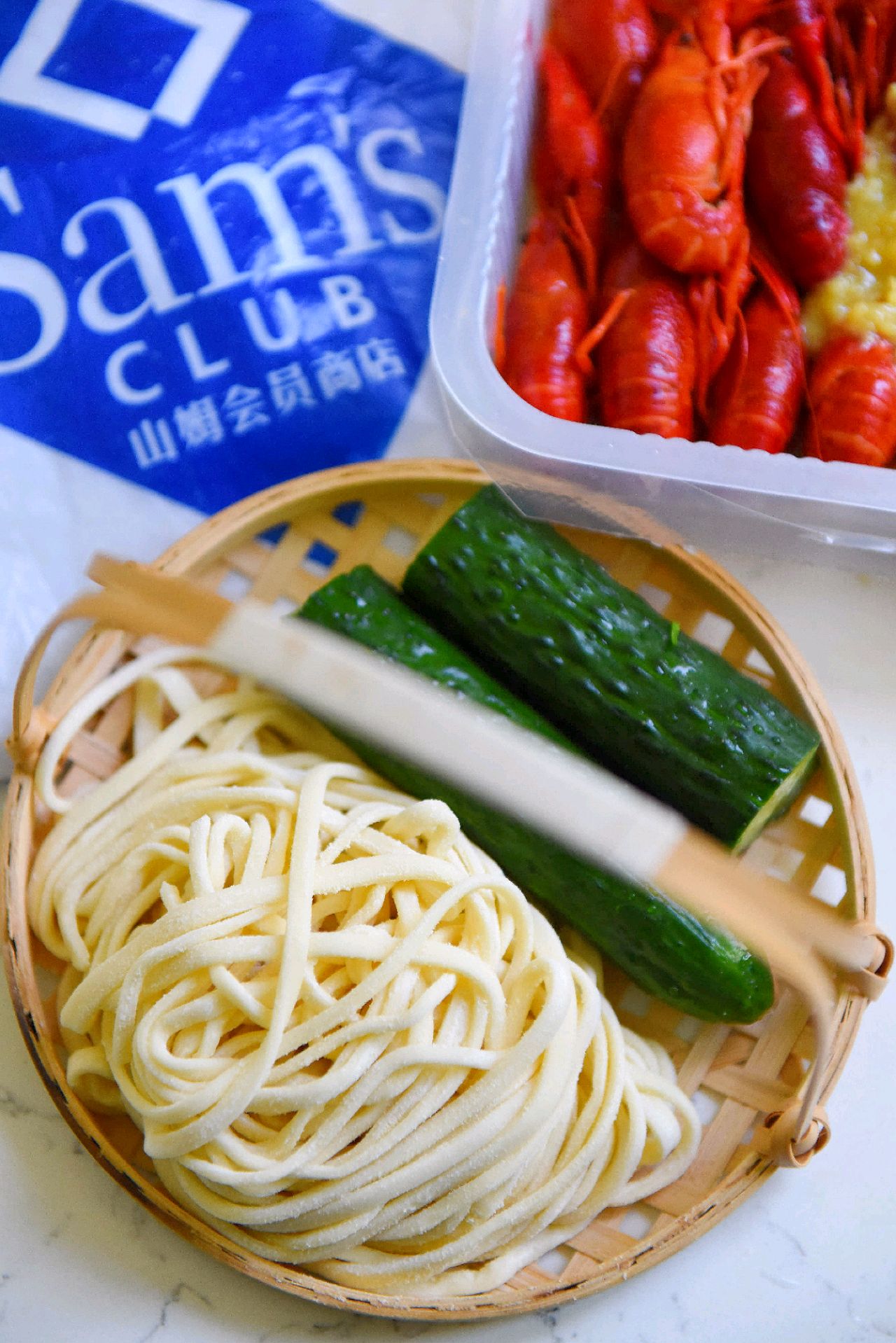 龙虾拌面