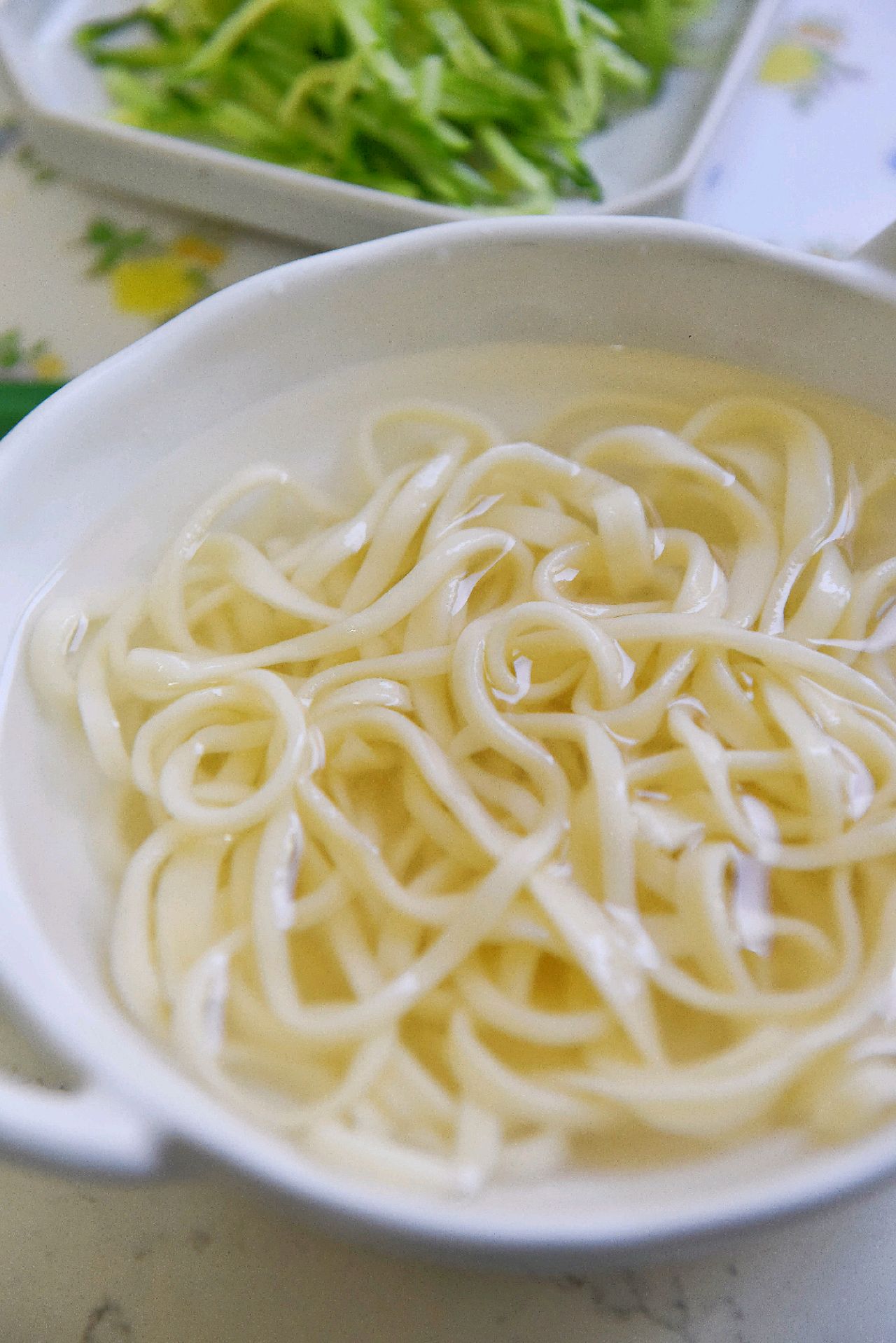 龙虾拌面