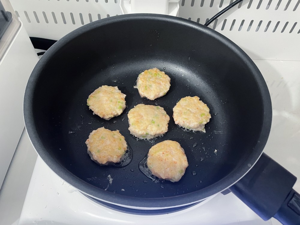 虾仁芹菜饼（辅食）