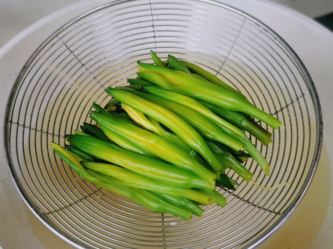 葱油黄花菜