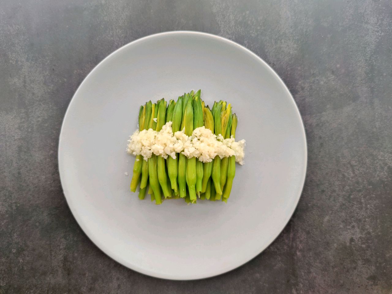 葱油黄花菜