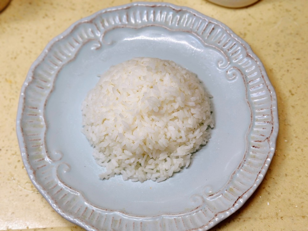 港式茶餐厅的肥牛抱蛋饭