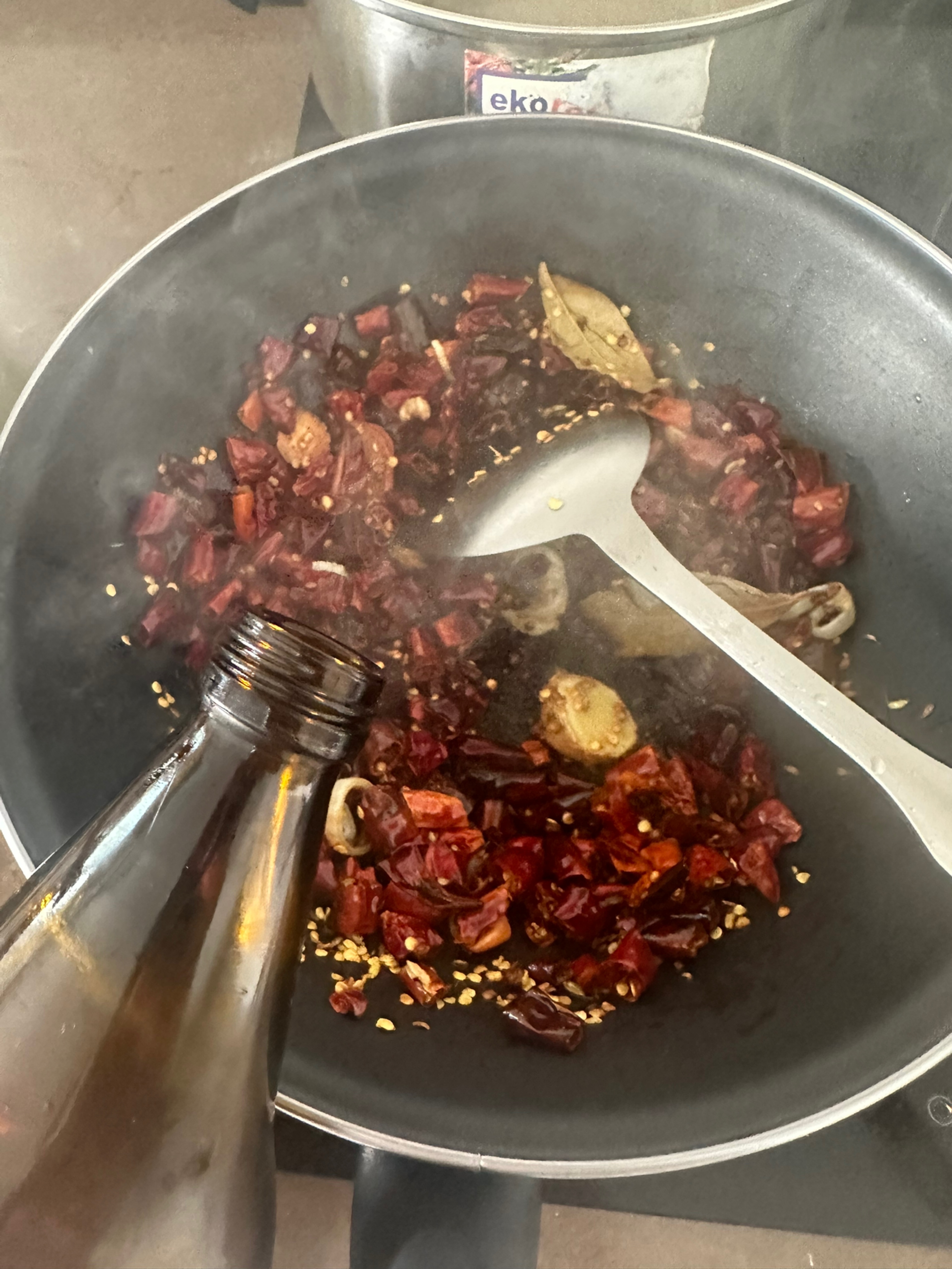 复刻周黑鸭鸭货麻辣鸭头