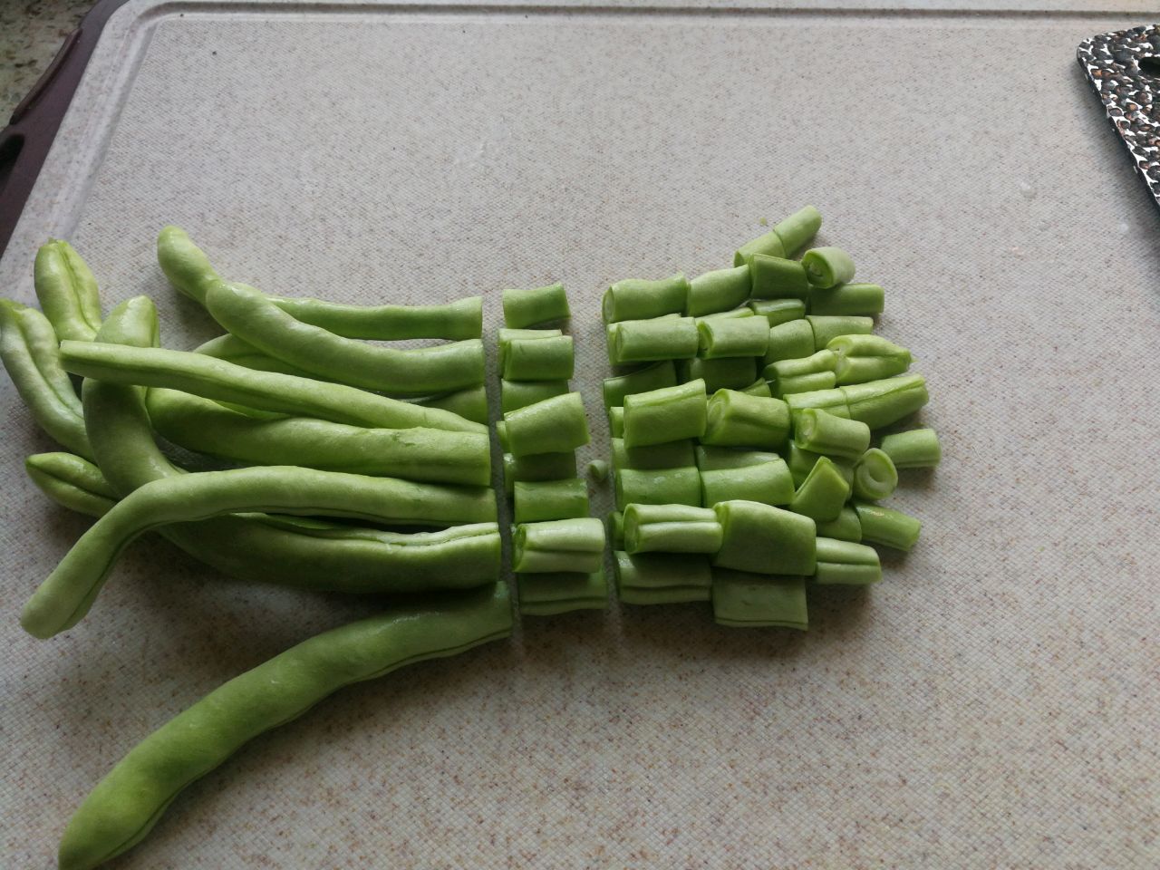 豆角丁炒橄榄菜