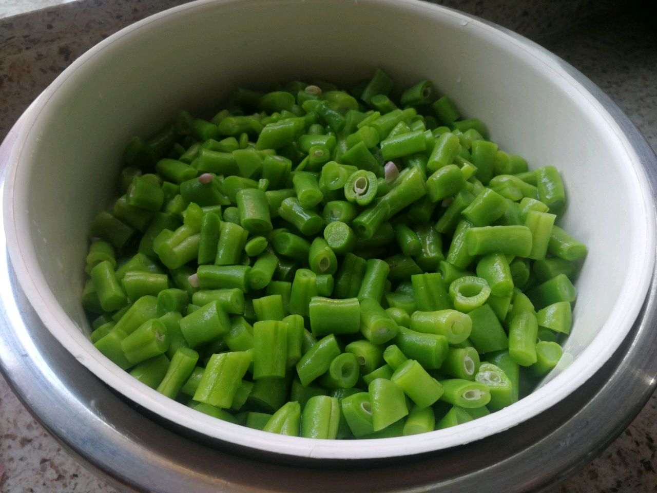 豆角丁炒橄榄菜