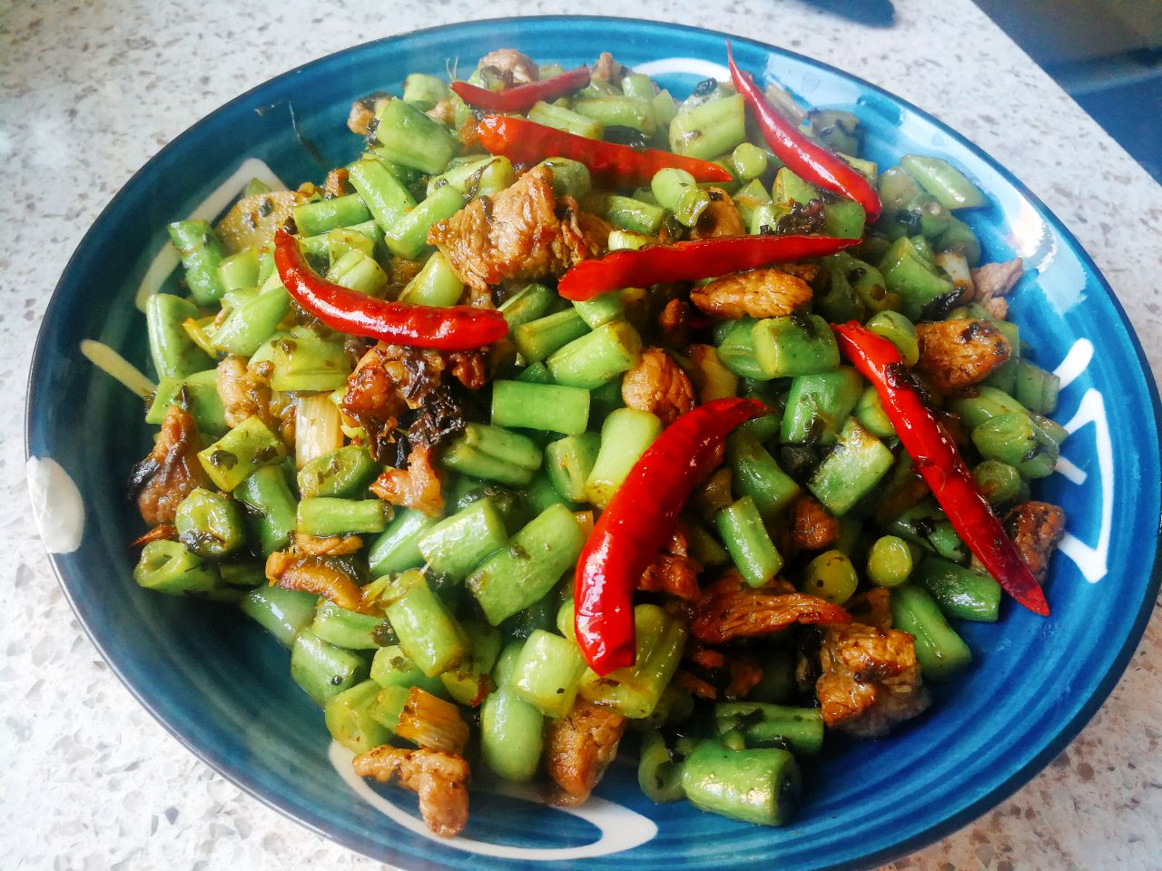 豆角丁炒橄榄菜