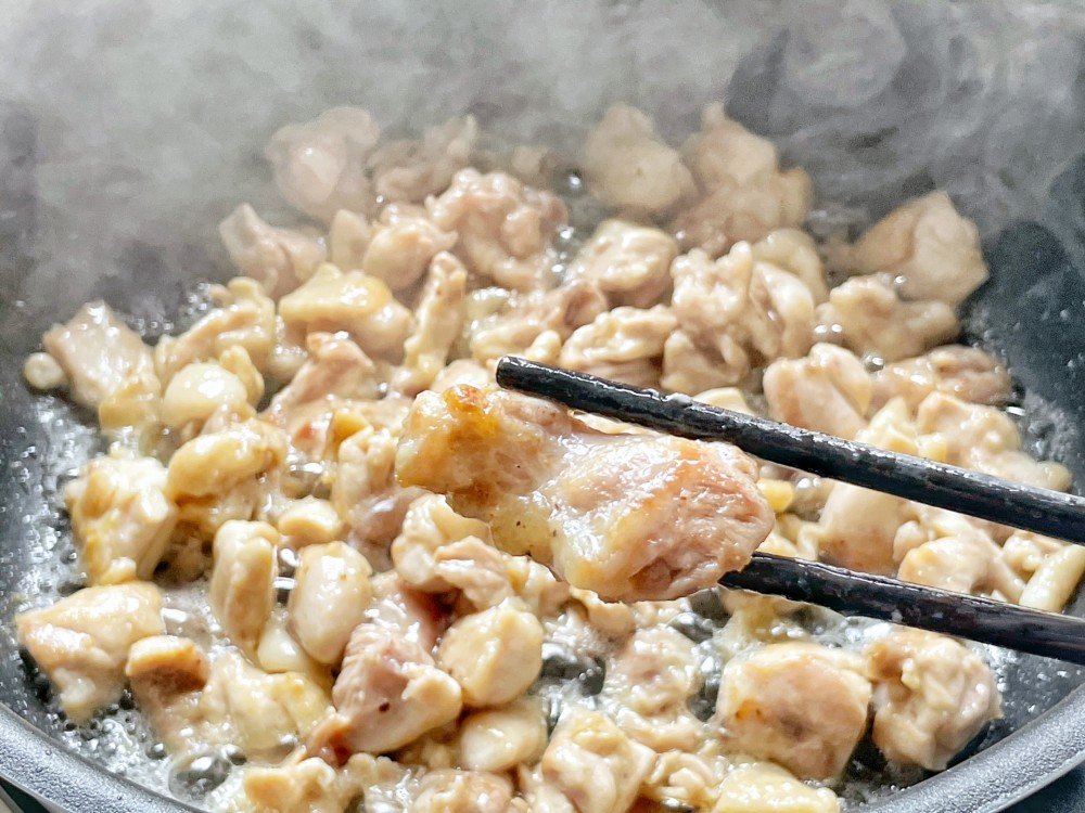 葱烧鸡腿