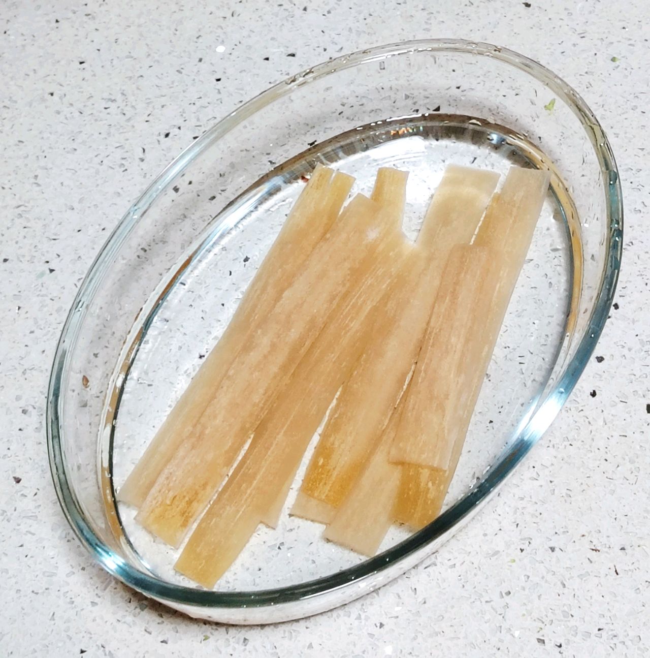 蒜苔炒蛏子