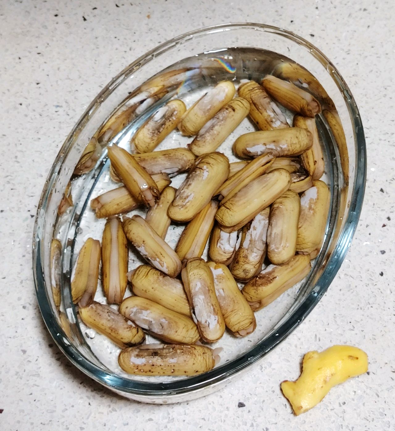 蒜苔炒蛏子