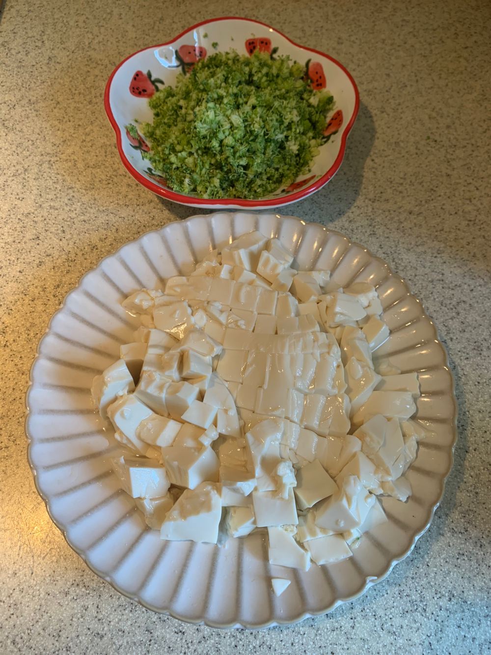 鲫鱼虫草花豆腐汤