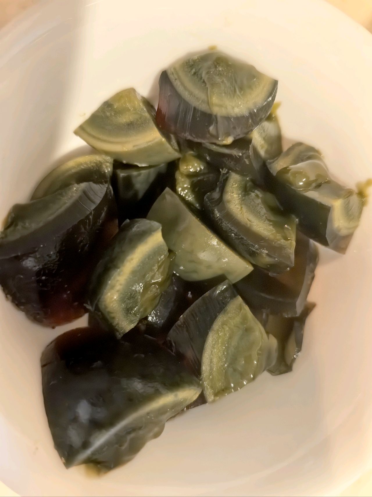 烧椒皮蛋