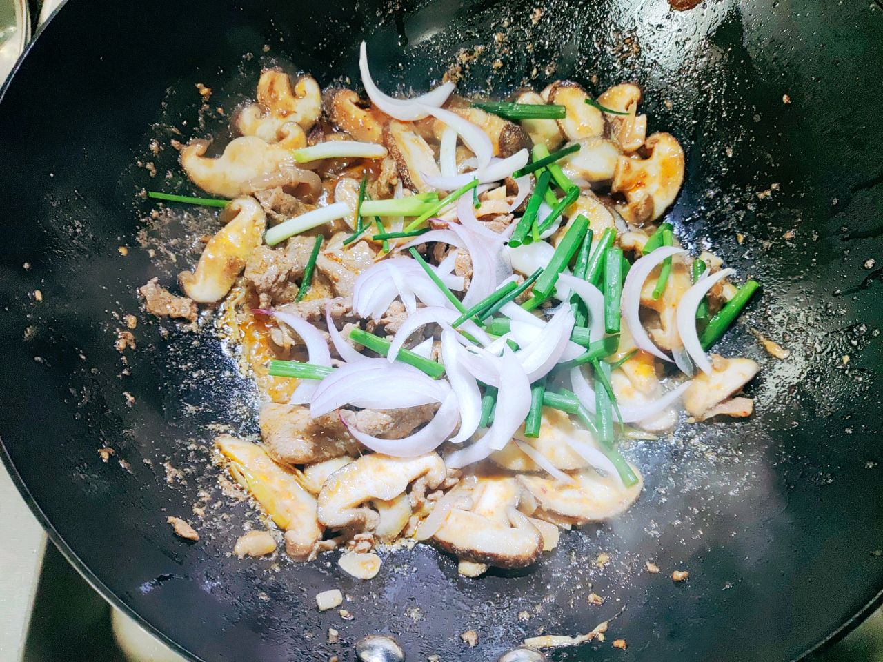 香菇炒牛肉片
