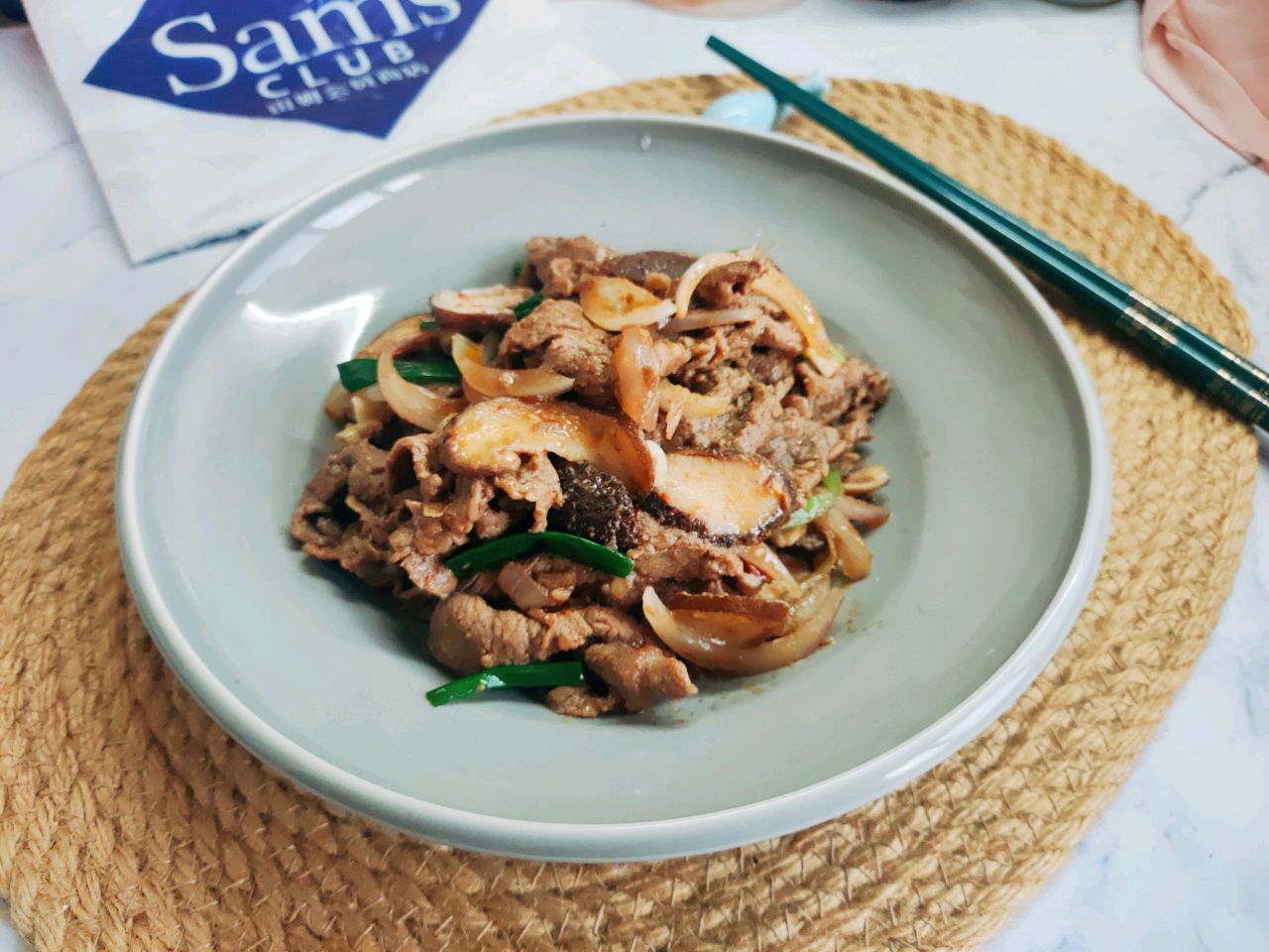 香菇炒牛肉片