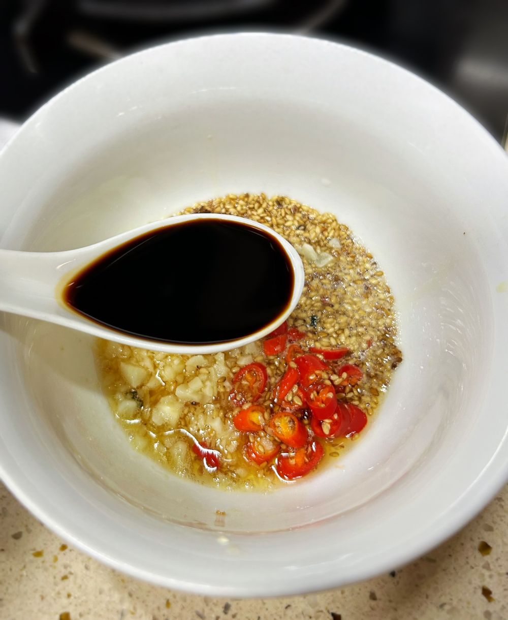 柠檬手撕鸡