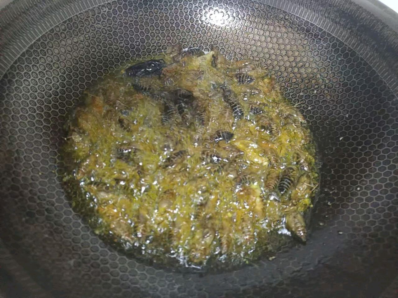 油炸知了猴
