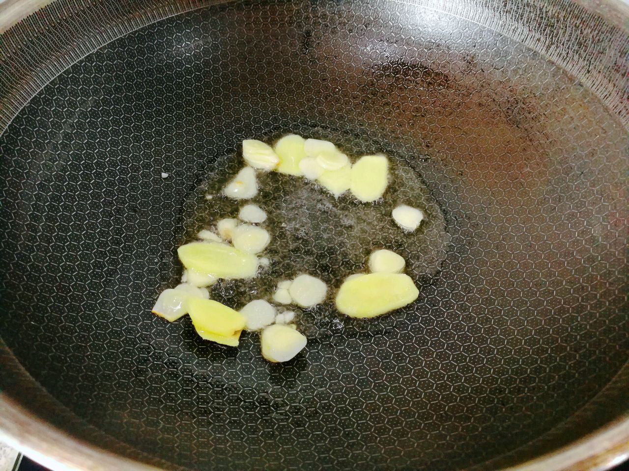 黄焖鸡