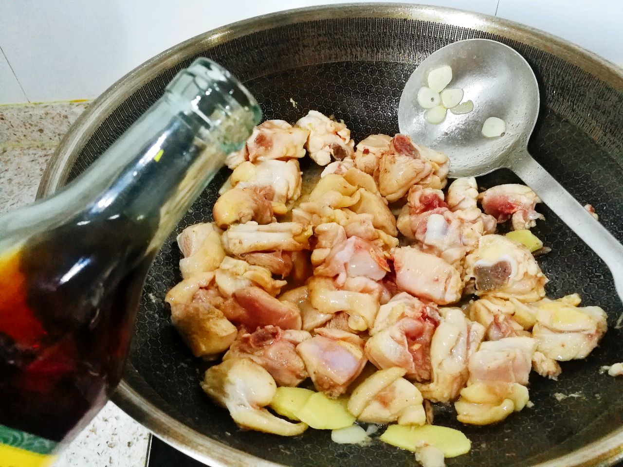 黄焖鸡