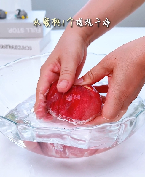 水蜜桃布丁，果香甜蜜，爽滑Q弹！