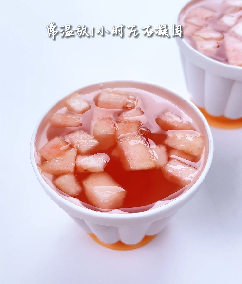 水蜜桃布丁，果香甜蜜，爽滑Q弹！