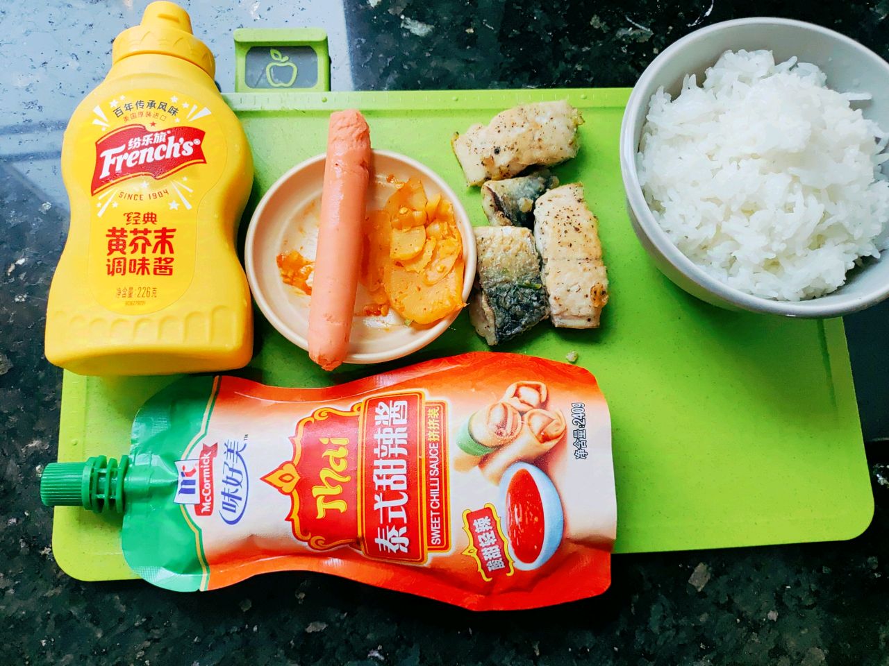 挪威青花鱼米汉堡