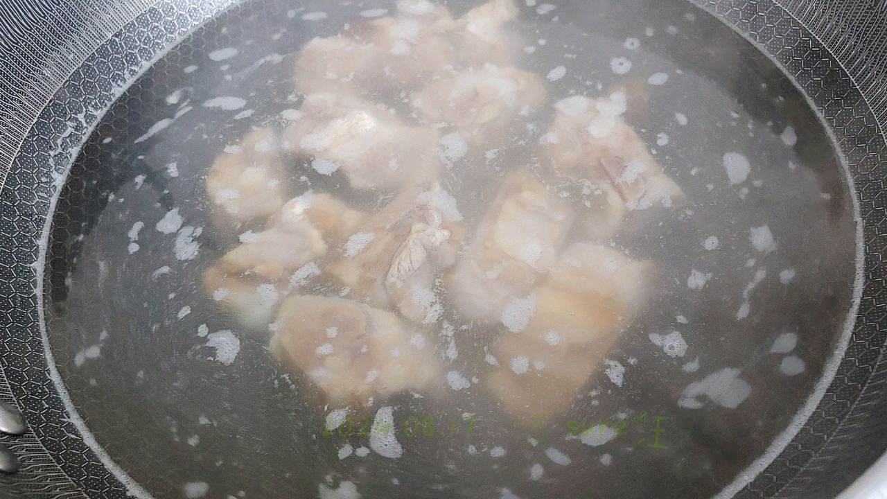 排骨土豆冬瓜汤