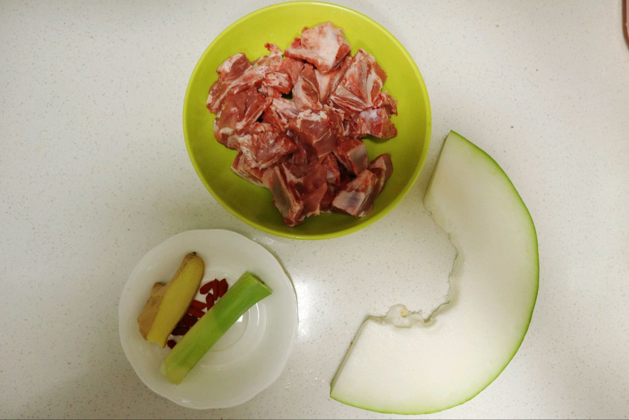 冬瓜排骨汤（清炖）