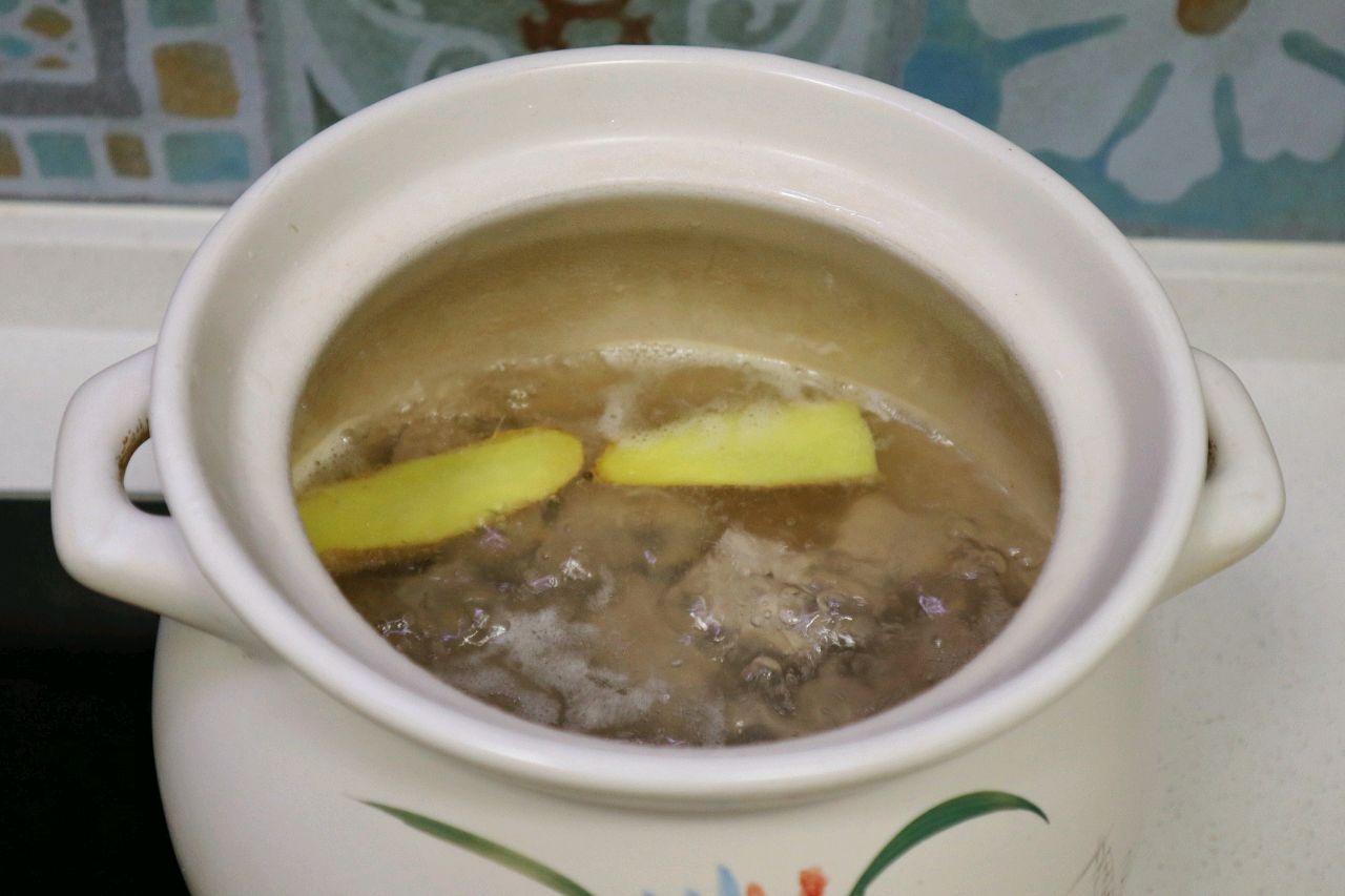 冬瓜排骨汤（清炖）
