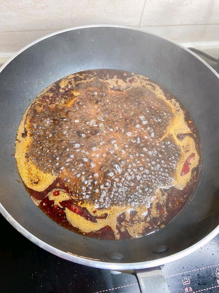 麻辣牛蛙