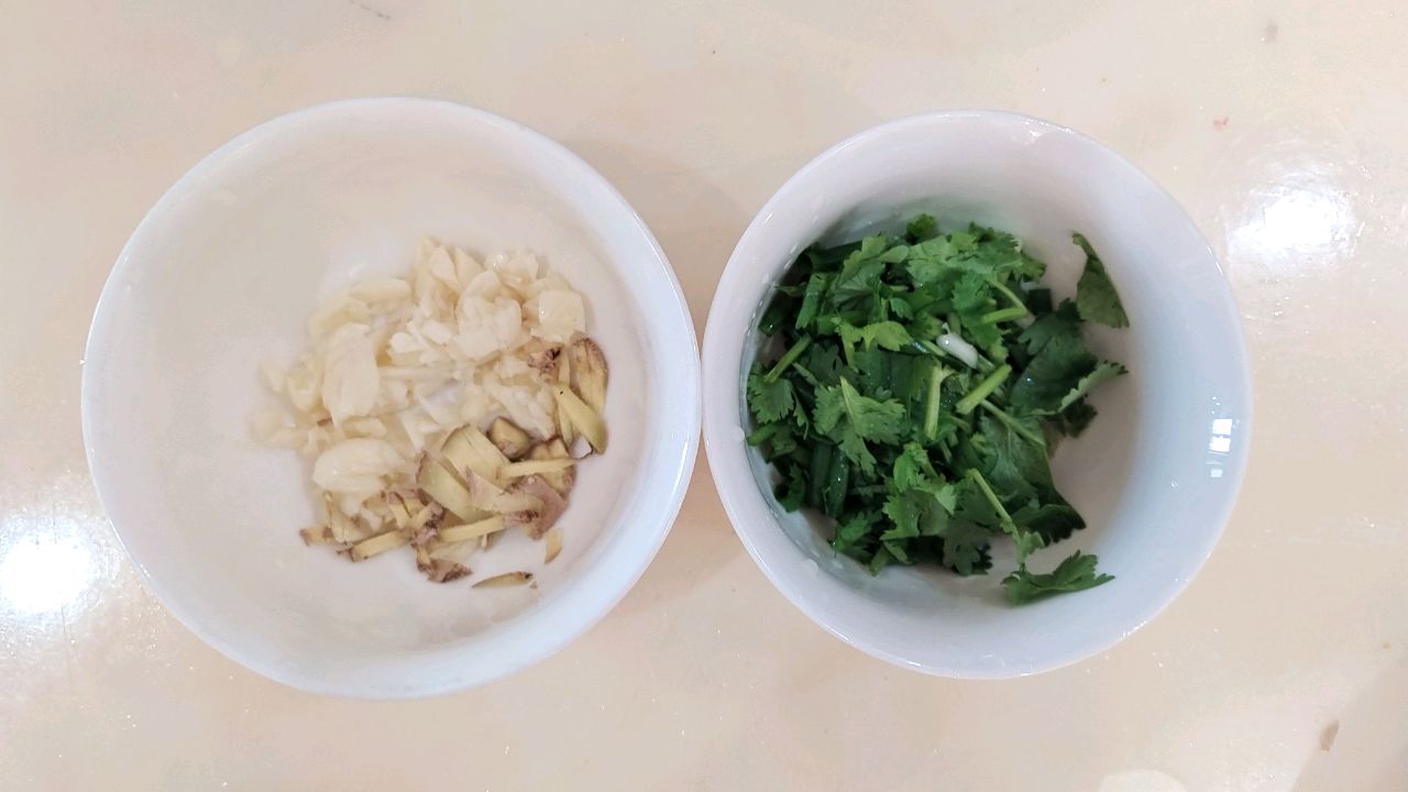 雪花丝瓜蛋汤（无香油，饭店版，调料只用盐，非清淡版）