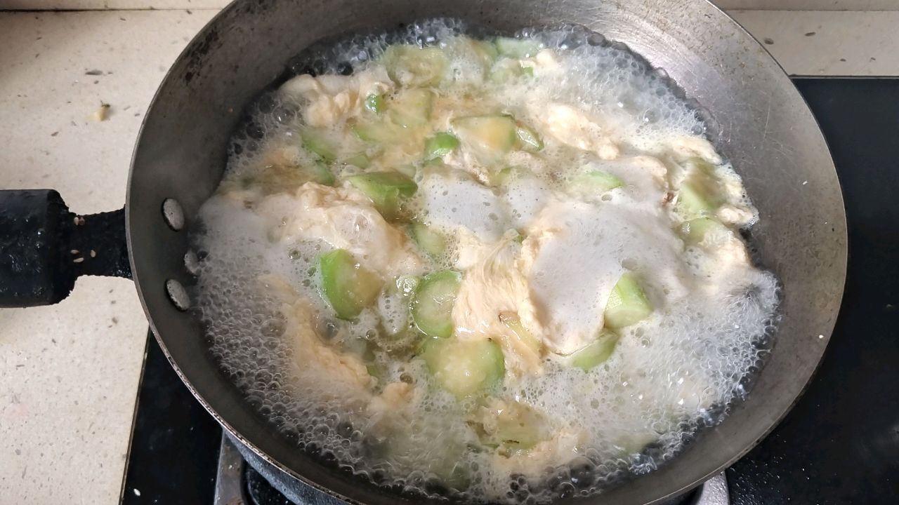 雪花丝瓜蛋汤（无香油，饭店版，调料只用盐，非清淡版）