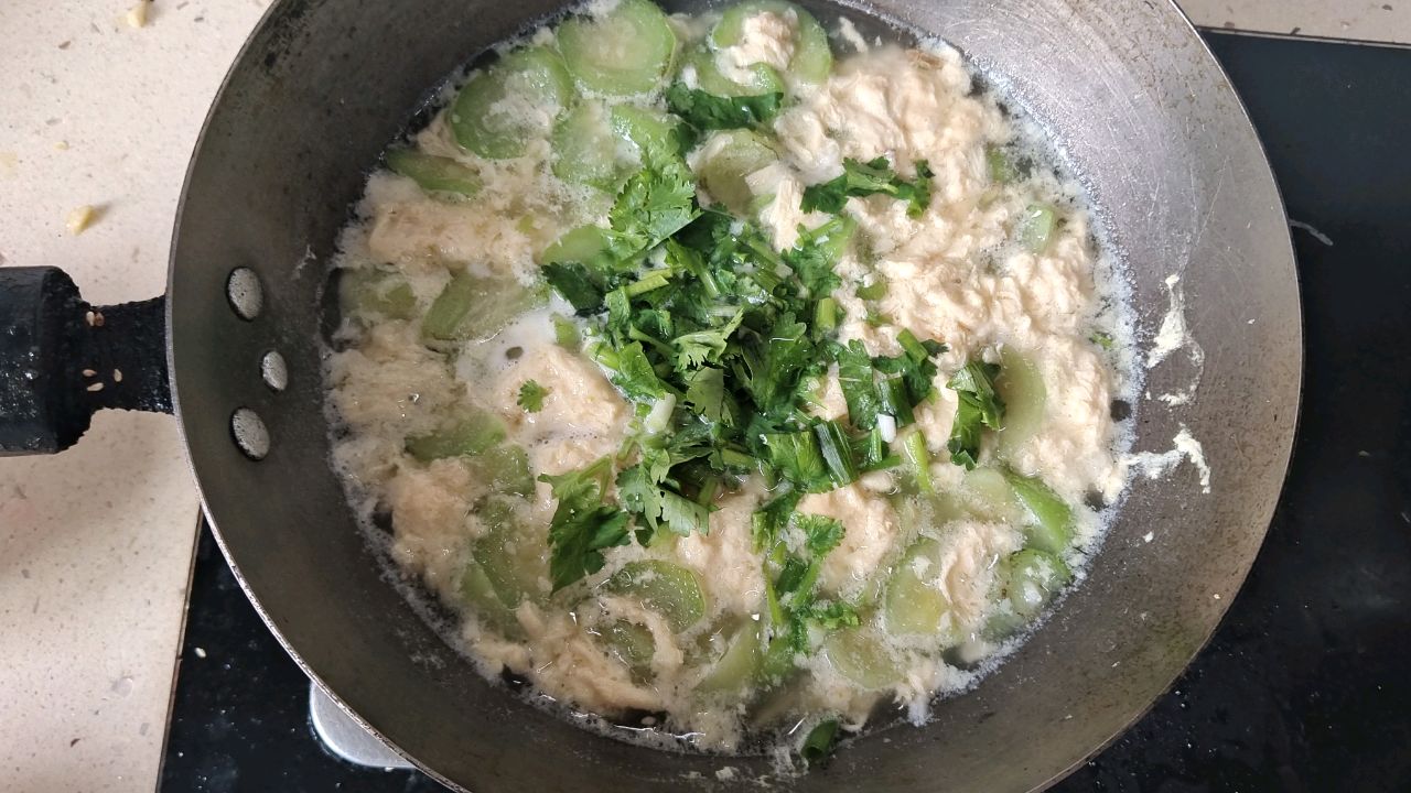 雪花丝瓜蛋汤（无香油，饭店版，调料只用盐，非清淡版）