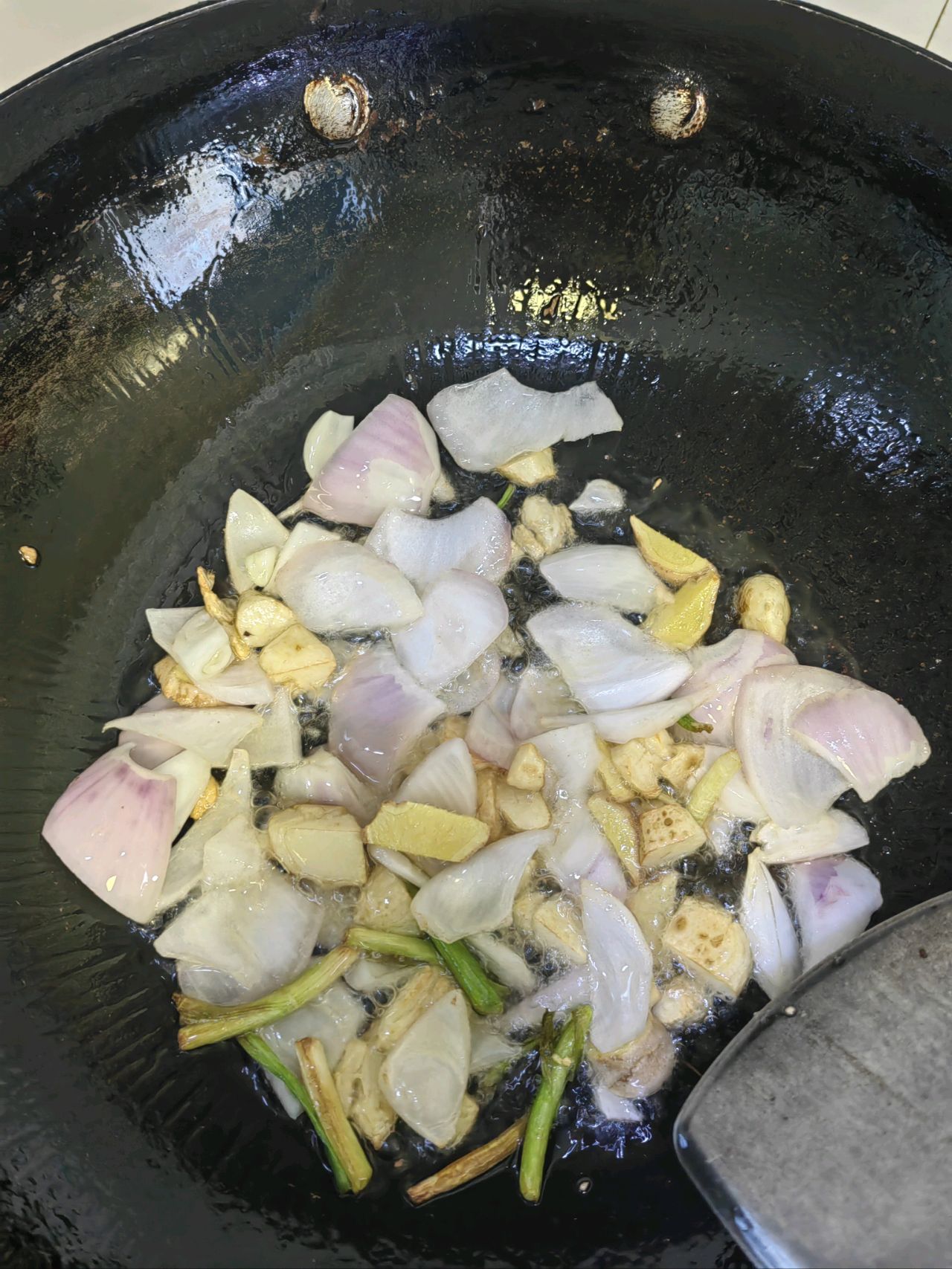 爆炒鱿鱼